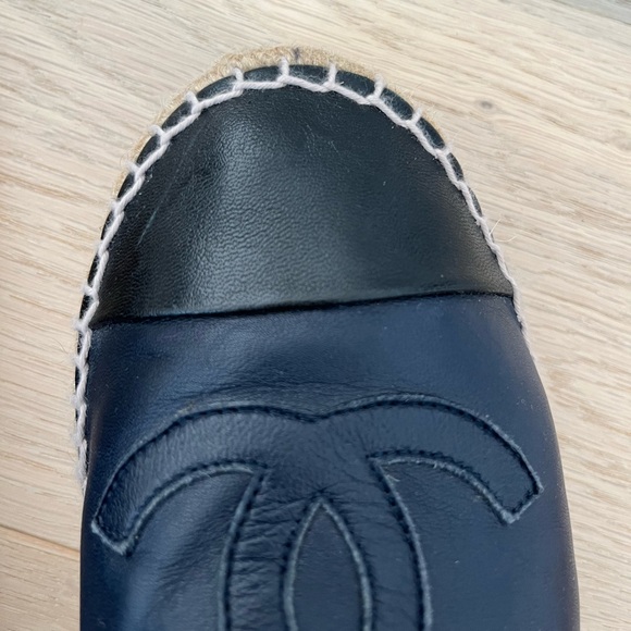 Chanel Lambskin Leather Espadrilles Size 39 - Picture 14 of 16